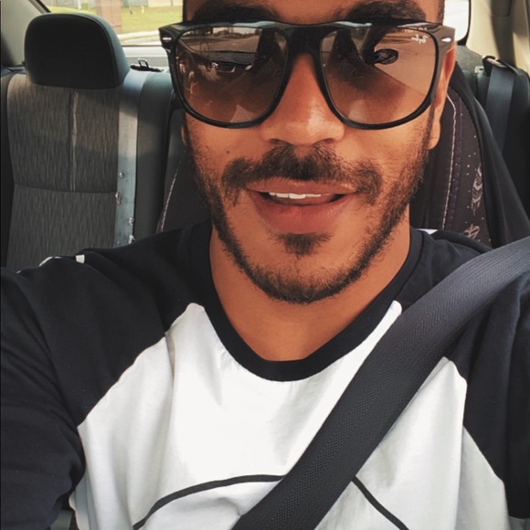 Meet your Posher, Brandon - Picture 1 of 1